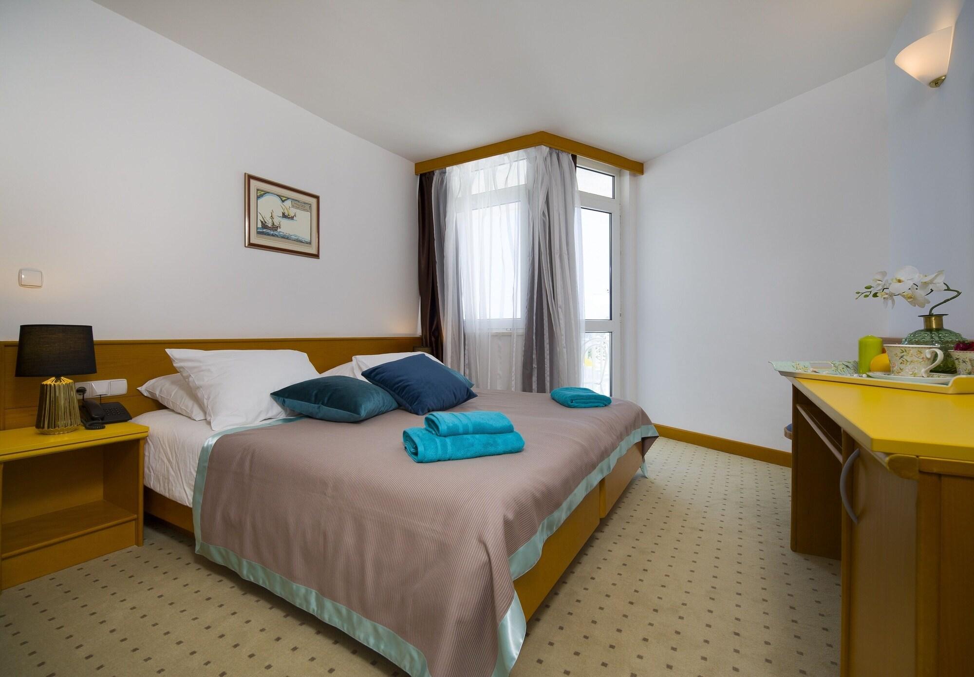 Hotel Labineca Gradac  Bagian luar foto